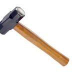SLEDGE HAMMER WITH WOOD HANDLE - 900 GMS